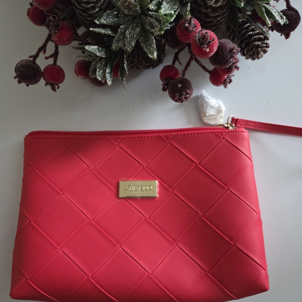 5 For 25 💥New Red Bag Shiseido